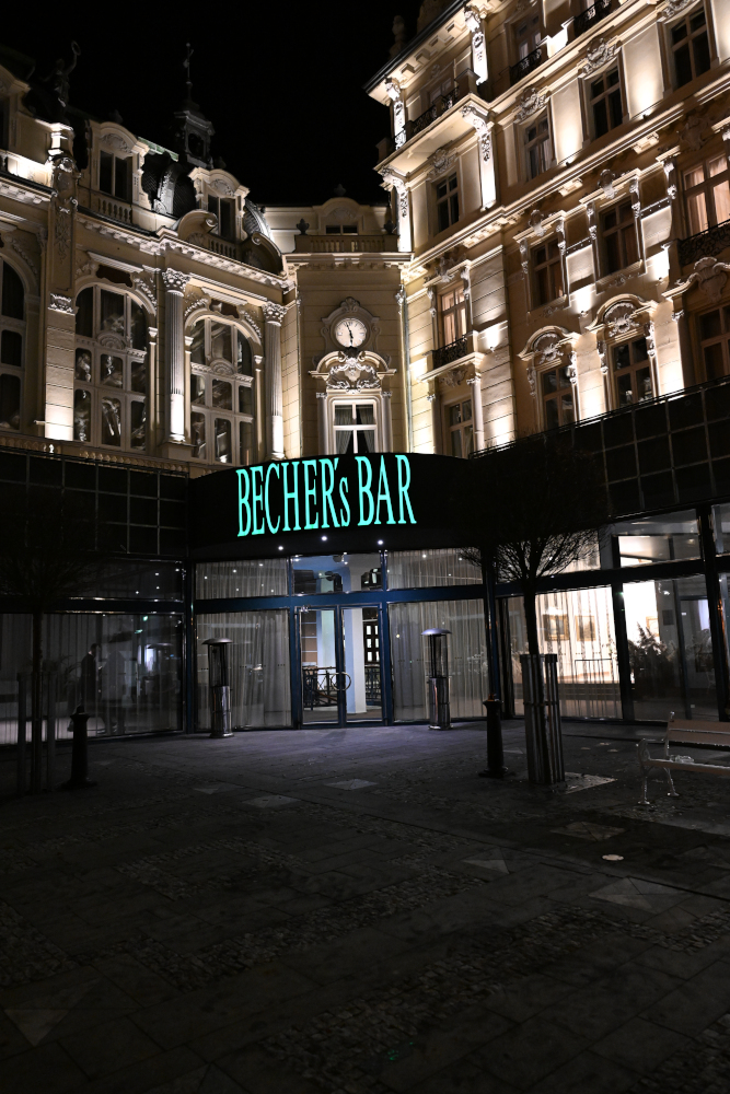 Becher bar at night, Pupp, Carlsbad, Czech republic