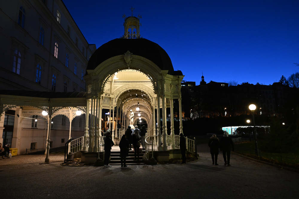 Mineral sprint next to park in Karlovy Vary